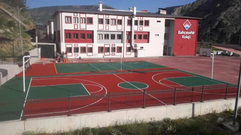 akrilik-zemin-kaplama-basketbol-potasi-voleybol-diregi-gumushane-bahcesehir-koleji-9